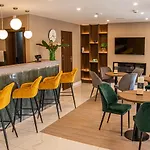 Hotell Crystal 4*