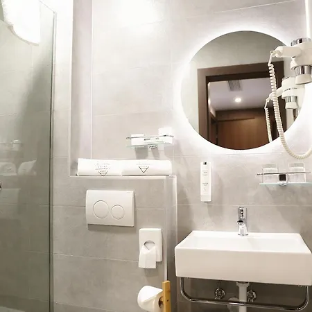 Crystal 4* ハイデゥソボスロー