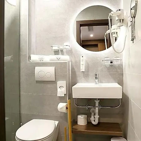 Hotel Crystal 4*